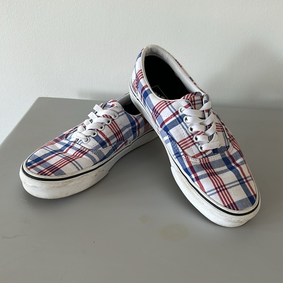 Women’s Vans 9.0 - Picture 3 of 3